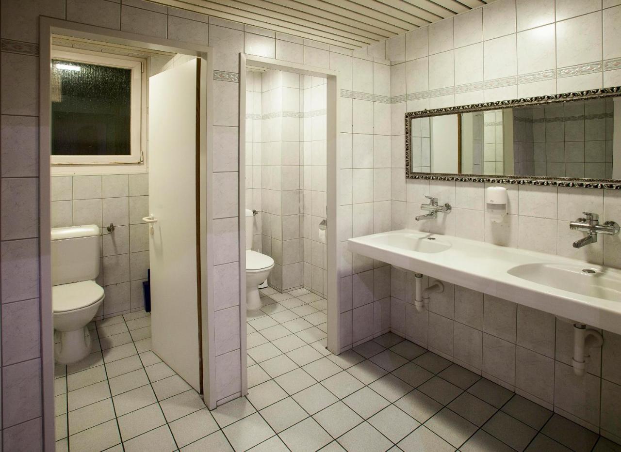 Hotel Zur Au デリコン エクステリア 写真