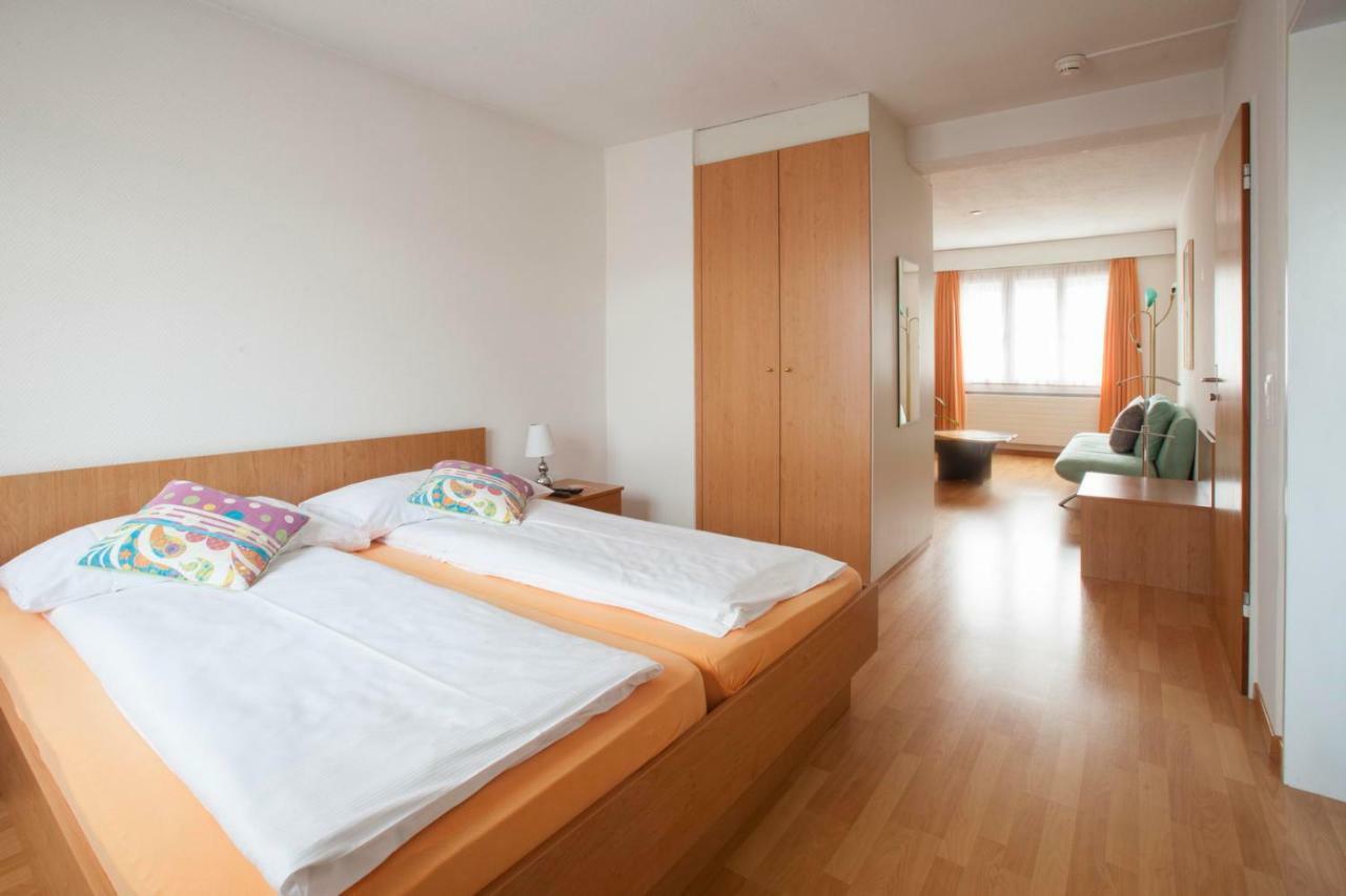 Hotel Zur Au デリコン エクステリア 写真
